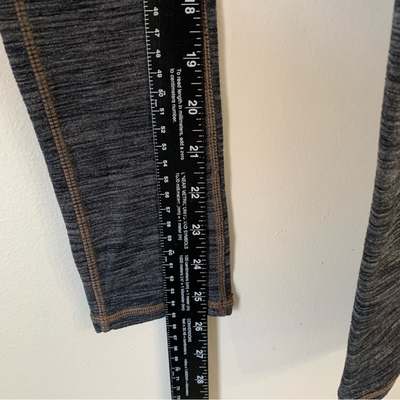 ATHLETA Coolmax Zip Pocket Athletic
Workout Leggings XXS - Picture 11 of 12
